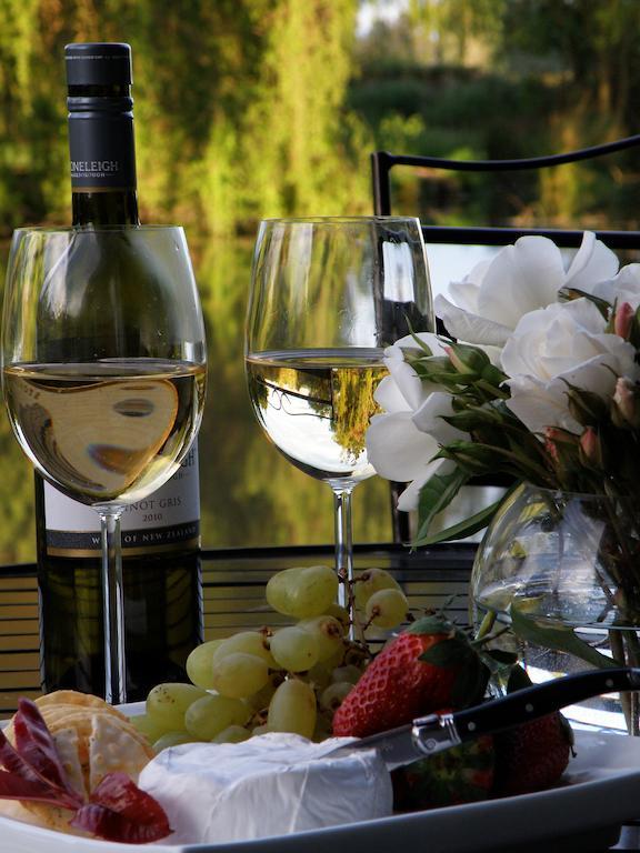 Revive On Oakview Boutique Beauty And Accommodation Ashburton Kamer foto