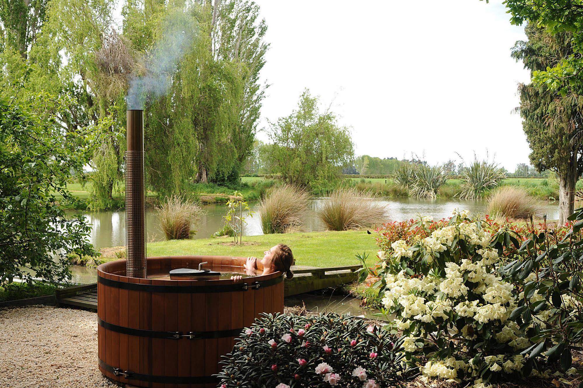 Revive On Oakview Boutique Beauty And Accommodation Ashburton Buitenkant foto